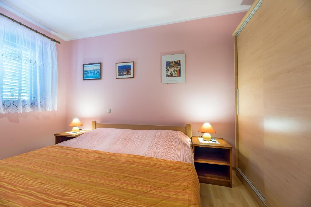 Marina Apartment บัชกา ภายนอก รูปภาพ