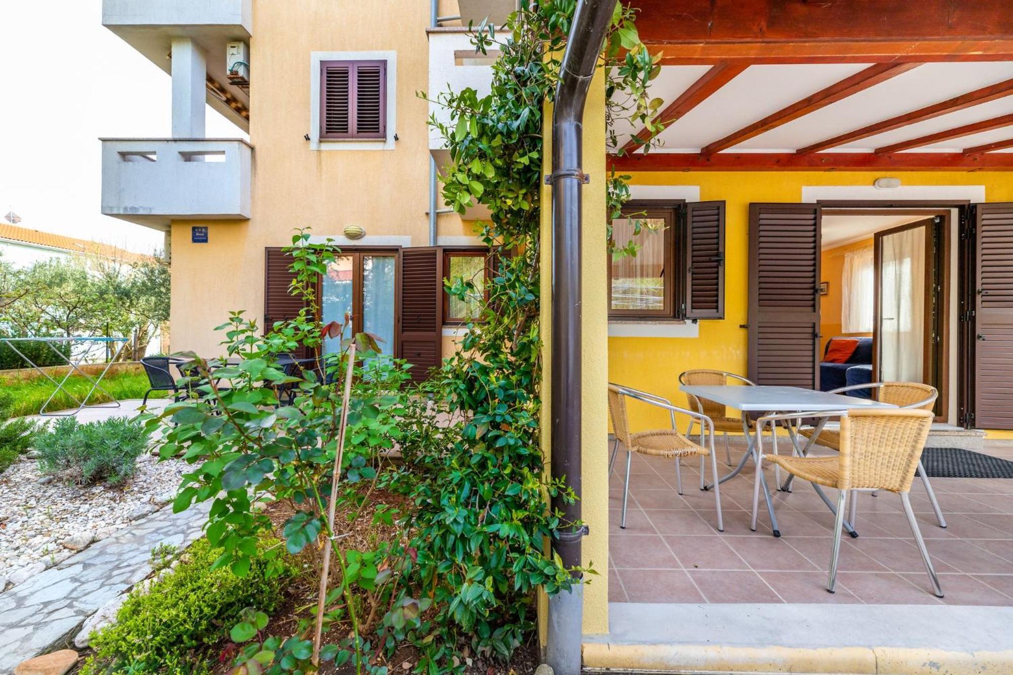 Marina Apartment บัชกา ภายนอก รูปภาพ